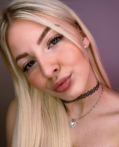 gay teen onlyfans beautiful photo