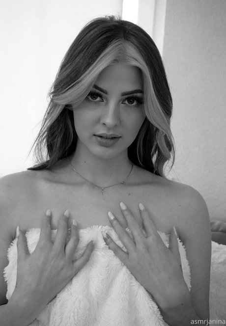 asmrjanina pornstar sexy pics