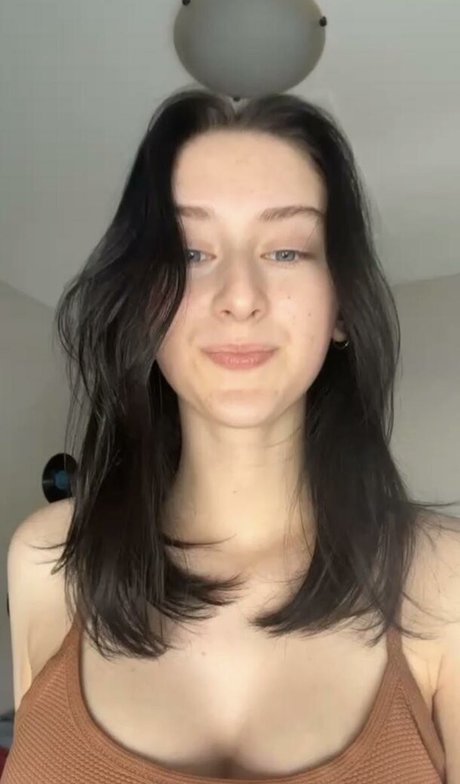 Orla Gracey model photo