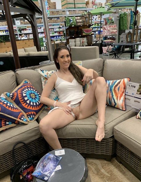 Kristina Raee star nude pictures