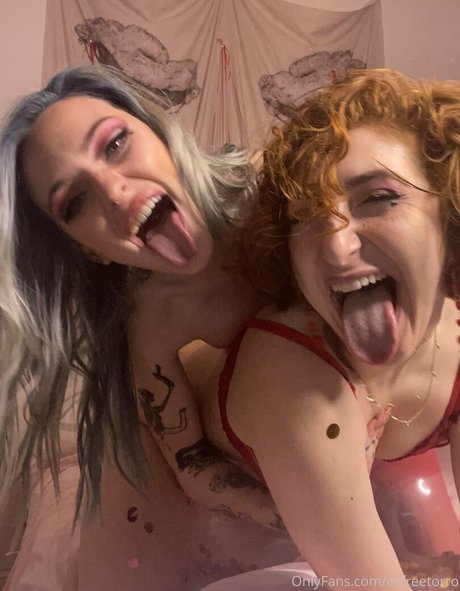 itsfreetorro pornographic model images