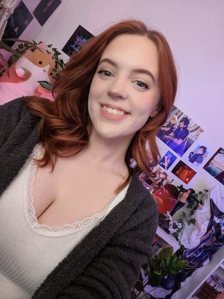 louiseyhannah star pornographic img