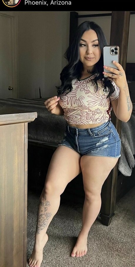 _daisyyy98 nude star gallery