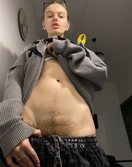 hairybarbie best star pics