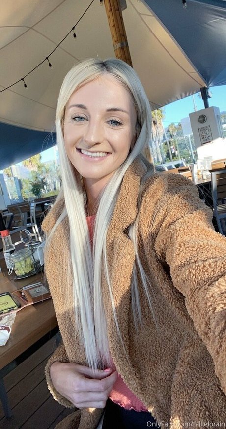 tallielorain sexy actress image