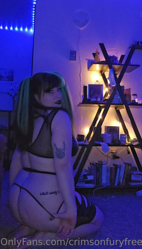 crimsonfuryfree star archive