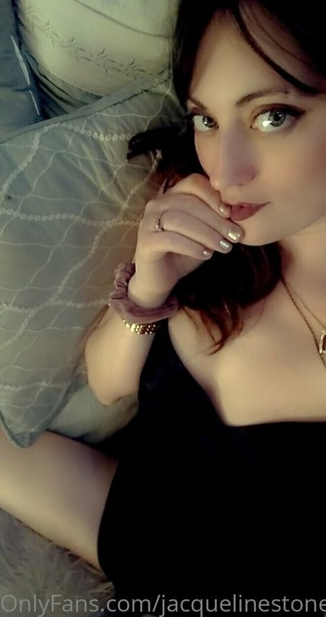 jacquelinestone56 star top photo