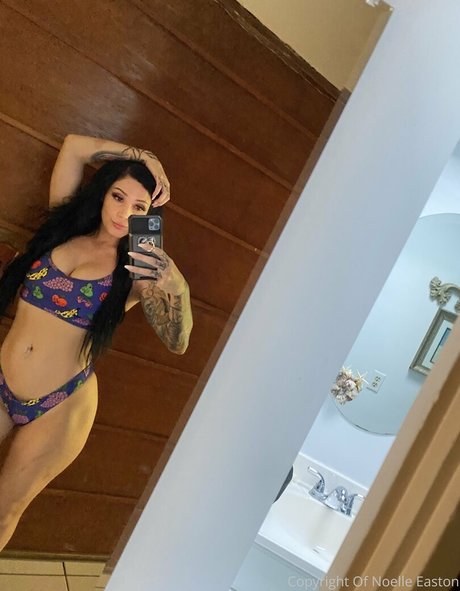 thenoelleeaston model images