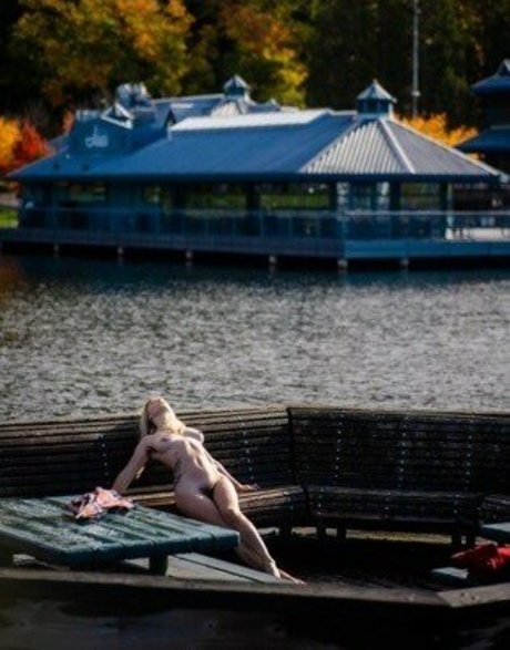 Iceeebabyy star erotic galleries