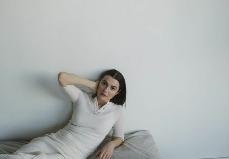 Rachel Weisz star adult img
