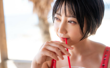 Hibiki Natsume model pretty galleries