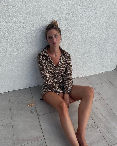 Marine Dauchez model exclusive img