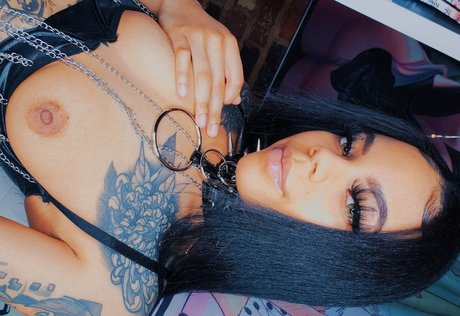 Cateyesenpaii porn star archive