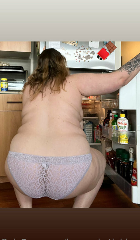 hungrykatiebbw model nudes picture
