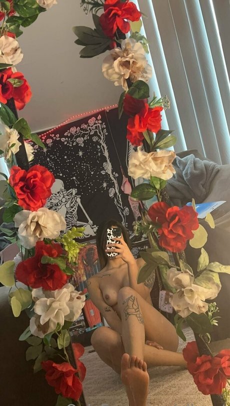 allexat nude model pictures