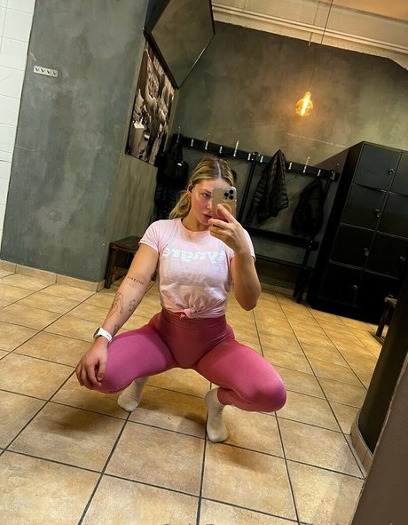 FitelenaVIP model high quality gallery