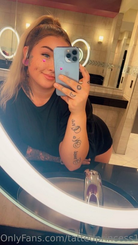 tattedprincess1998 model sex image