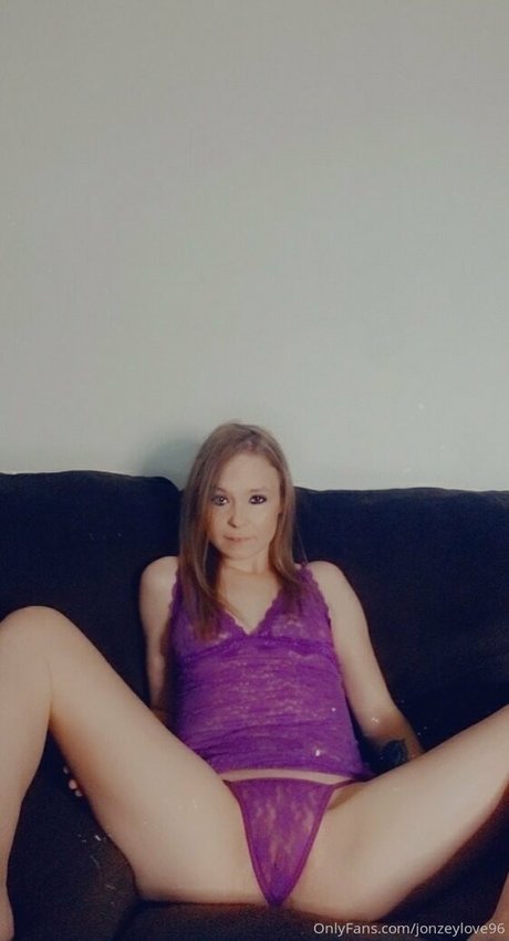 jonzeylove96 perfect actress galleries