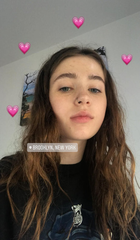 Clairo sex star archive