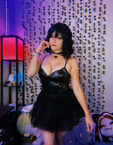 BassKitten pornstar adult picture