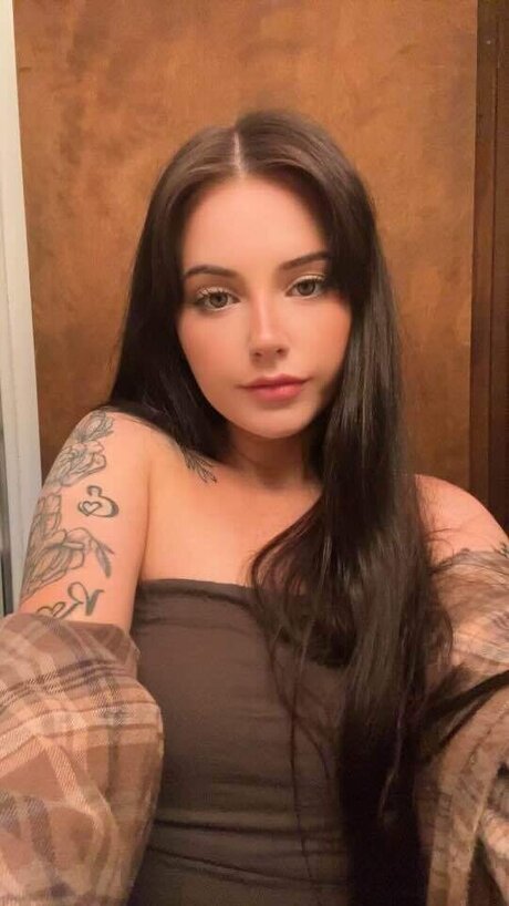 curly hair teen onlyfans naked pic