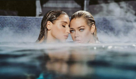 amateur swinger onlyfans free nude images