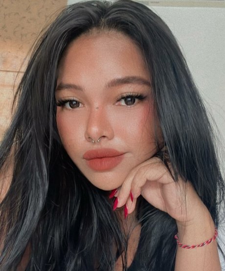 curvymoanaaa high quality star image