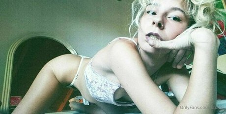 khalor pornstar erotic archive