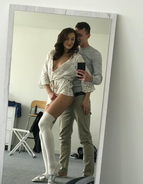 charliedeanporn beautiful star picture