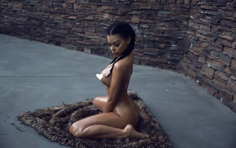 Vivian Kindle free pornstar picture