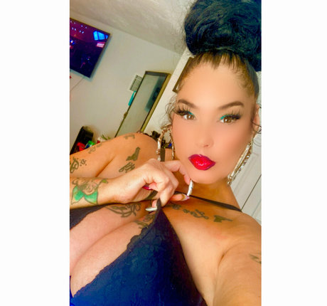 sexistrawberry5611 star adult img