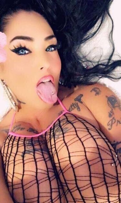 sexistrawberry5611 model high quality pictures