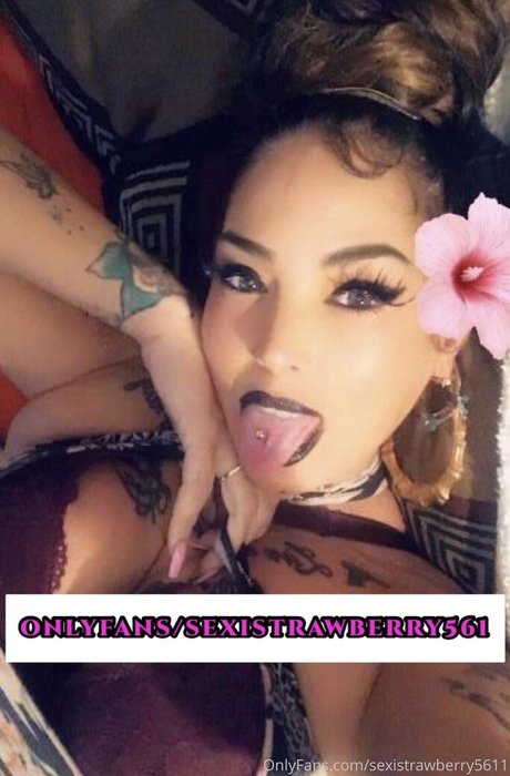 sexistrawberry5611 star nude galleries