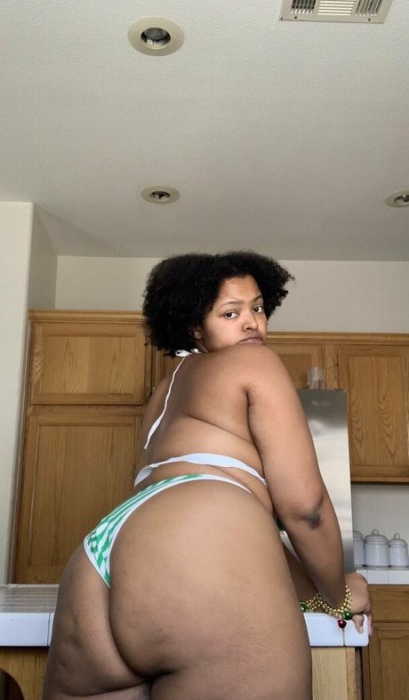 fat mature onlyfans hot naked image