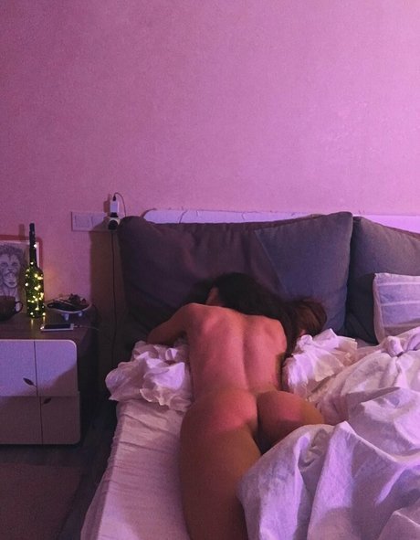 pretty evelyn free pornstar image