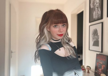 amateur onlyfans nudes images