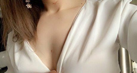 realcanadaali star picture