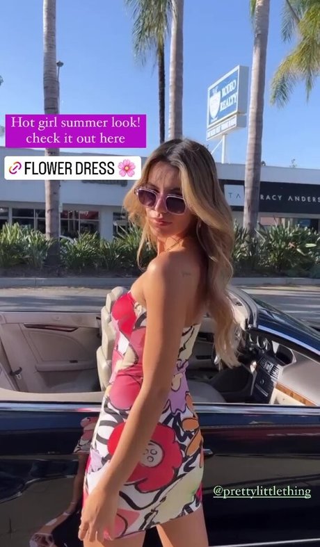 skinny shemale onlyfans top photo