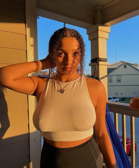 Bre me pornstar top image