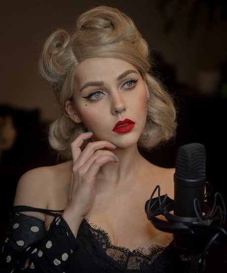 Alina Rin star naked photos