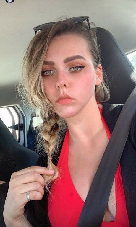 Alina Rin hd actress gallery