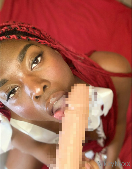 nikkynyxx naked star archive