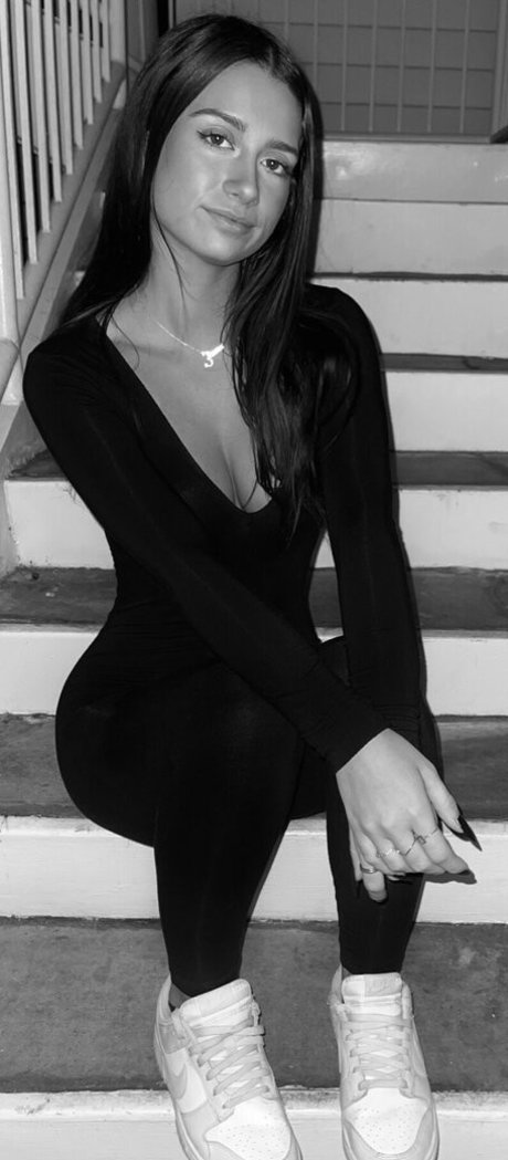 pale teen onlyfans beautiful nude image