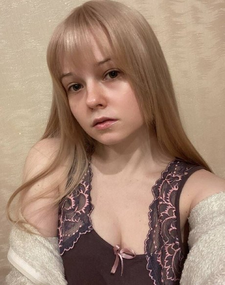 Xiao Elsie sexy pornstar photos