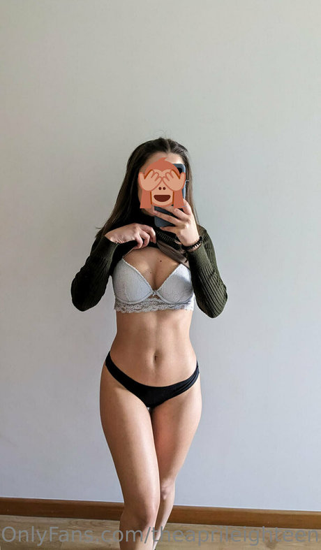 theaprileighteen porn star pic