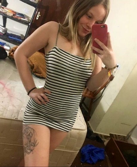 Alanis Iandra model exclusive pics