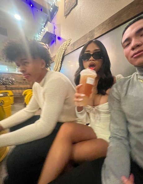 mar1uhh hot pornstar pics