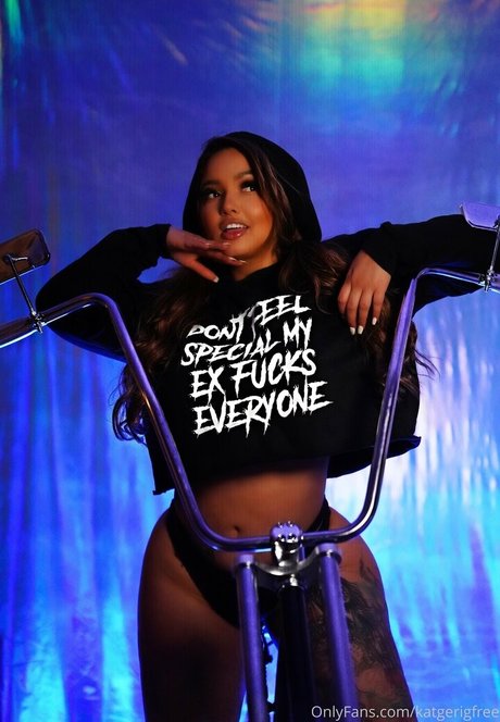 katgerigfree model best img