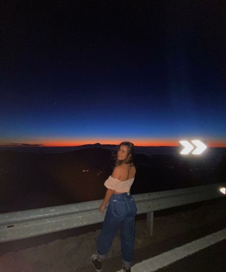 Julia Gomez star beautiful picture