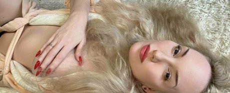 badassbitchxx nudes model gallery